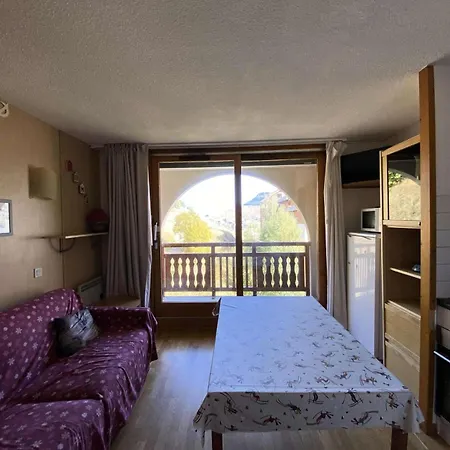 Soleil - T2 Skis Aux Pieds Avec Vue Sur Les Montagnes Et Place De Parking Privee Couverte Mae-5401 Appartement